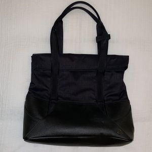Lululemon Throw & Go Tote
